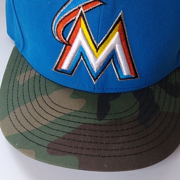 Florida Marlin Embroidered Camo Genuine MLB Hat - Picture 2 of 9
